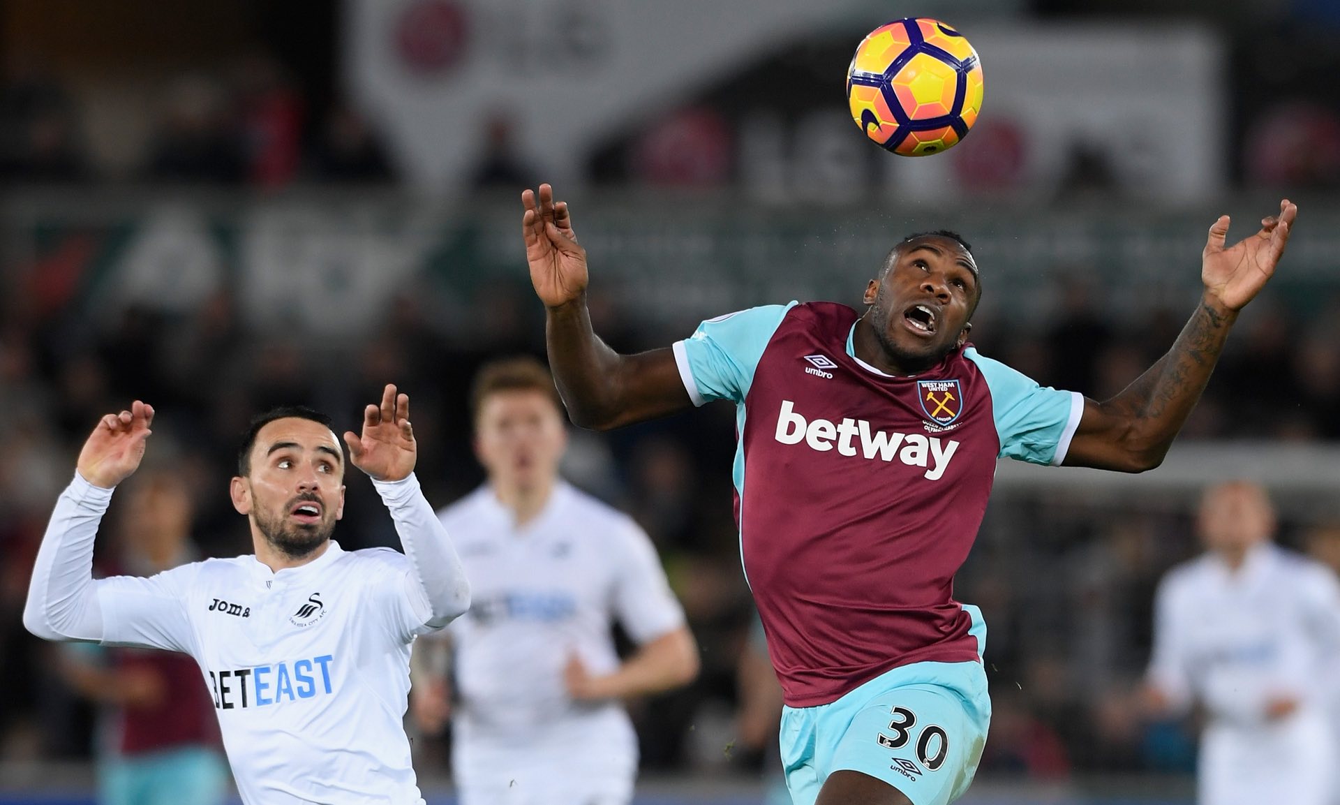 足球不仅是 足球不仅是